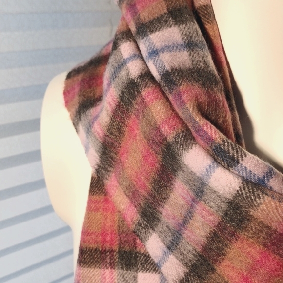 Amicale pastel pink and blue plaid merino wool scarf. 12x59 - Picture 2 of 5